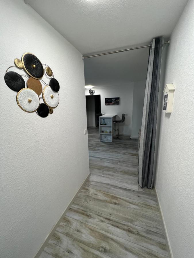 Deniz'S Serviced Apartment. Niederaula エクステリア 写真